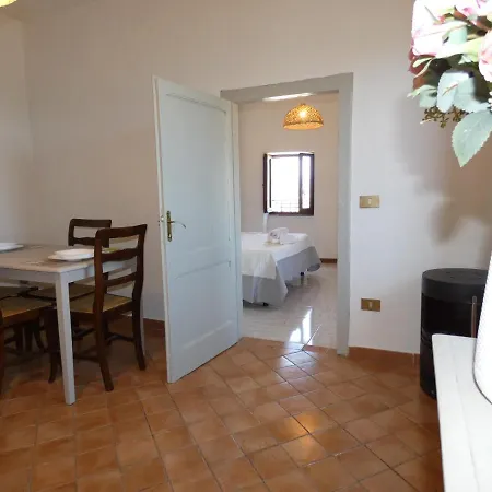 Scappo In Umbria, Santamaria Apartment *