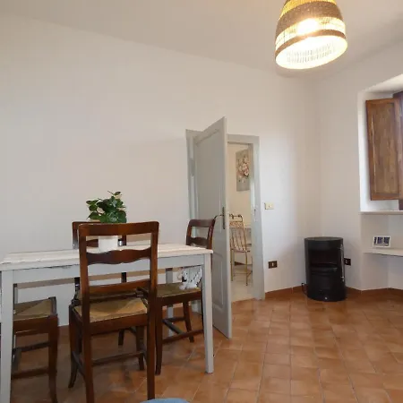 Scappo In Umbria, Santamaria Narni